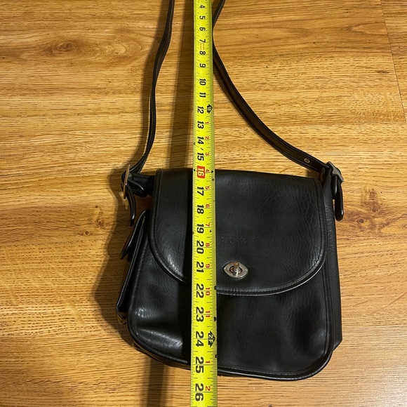 Vintage Coach Flap Front Shoulder Bag Crossbody Black Leather RARE - Picture 13 of 13